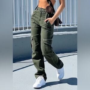 White Fox Keep On Moving Cargo Pants